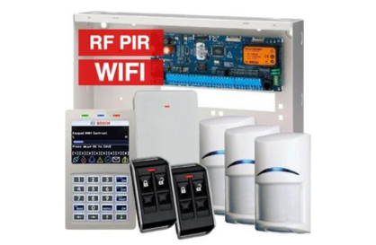 BOSCH, Solution 6000, Wireless alarm kit, Inc CC610PB panel, CP737B Wifi Prox LCD keypad, 3x RFPR-12 wireless PIR detectors, RFRC-STR2 Radion receiver, 2x RFKF-FB transmitters